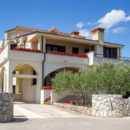 Apartman Mariolina Apartment Krk Town Bagian luar foto