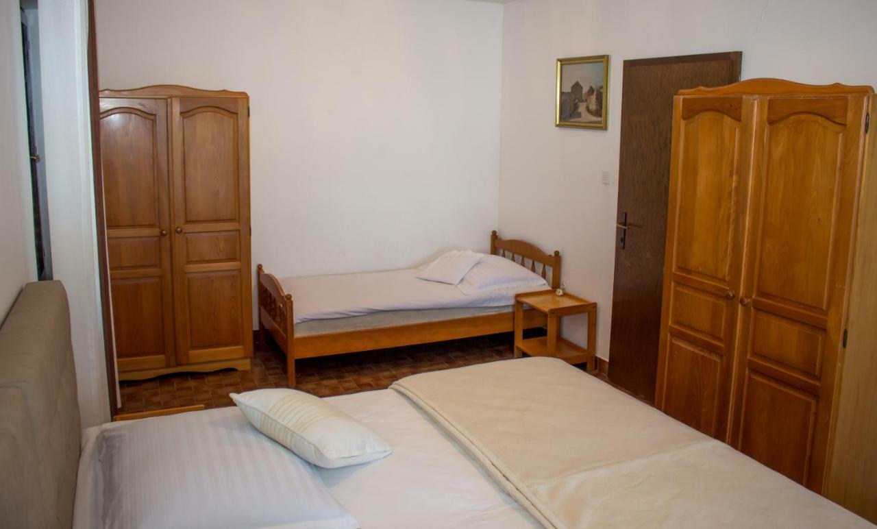 Apartman Mariolina Apartment Krk Town Bagian luar foto